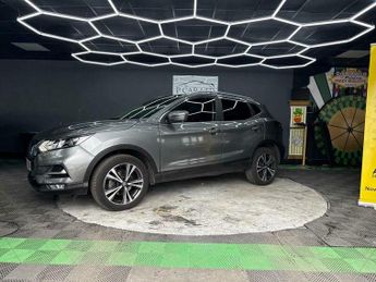 Nissan Qashqai 1.6 dCi N-Connecta XTRON Euro 6 (s/s) 5dr