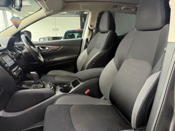 Nissan Qashqai 1.6 dCi N-Connecta XTRON Euro 6 (s/s) 5dr