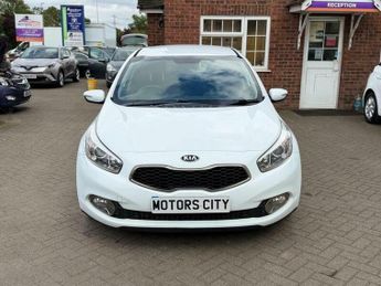 Kia Ceed 1.6 GDi 3 DCT Euro 5 5dr