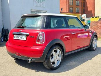 MINI Hatch 1.6 Cooper Steptronic Euro 4 3dr