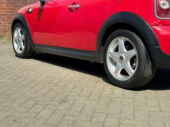 MINI Hatch 1.6 Cooper Steptronic Euro 4 3dr