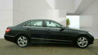 Mercedes-Benz E Class 2.1 E300dh BlueTEC Saloon 4dr Diesel Hybrid G-Tronic+ Euro 5 (s/