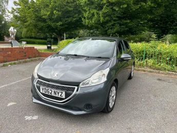 Peugeot 208 1.2 VTi Access+ Euro 5 5dr