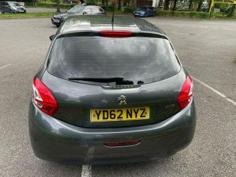 Peugeot 208 1.2 VTi Access+ Euro 5 5dr