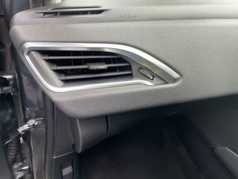 Peugeot 208 1.2 VTi Access+ Euro 5 5dr
