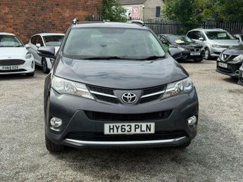 Toyota RAV4 2.2 D-CAT Invincible Auto 4WD Euro 5 5dr