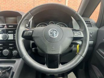 Vauxhall Zafira 1.6 16V Exclusiv Euro 5 5dr