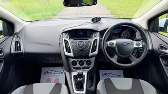 Ford Focus 1.6 TDCi Zetec Hatchback 5dr Diesel Manual Euro 5 (s/s) (115 ps)