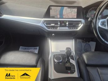 BMW 3 SERIES 2.0 320d M SPORT MHT