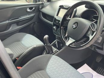 Renault Clio 0.9 TCe Dynamique S MediaNav Hatchback 5dr Petrol Manual Euro 5 