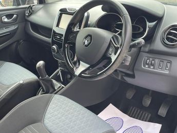 Renault Clio 0.9 TCe Dynamique S MediaNav Hatchback 5dr Petrol Manual Euro 5 