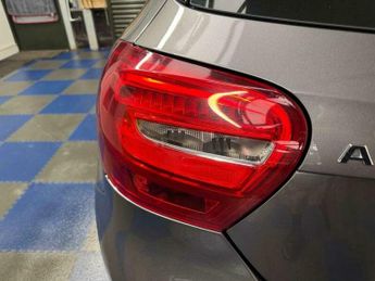 Mercedes-Benz A Class 1.5 A 180 D SE Auto 5dr