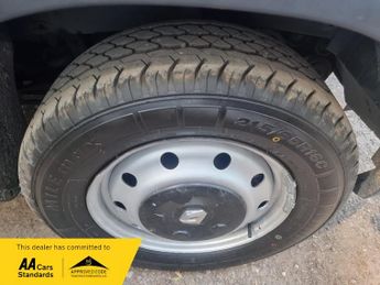 Renault Master SL 33 DCI 100 P/V