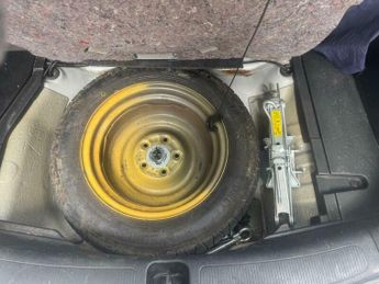 Honda FR-V 1.8 i-VTEC EX 5dr