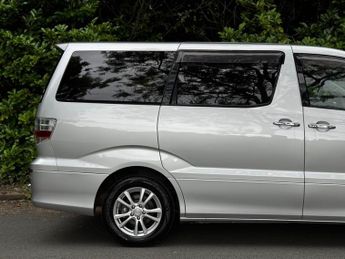 Toyota Alphard 2.4 HYBRID AUTO 8 SEATER