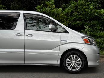 Toyota Alphard 2.4 HYBRID AUTO 8 SEATER