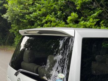 Toyota Alphard 2.4 HYBRID AUTO 8 SEATER