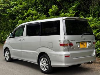 Toyota Alphard 2.4 HYBRID AUTO 8 SEATER