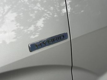 Toyota Alphard 2.4 HYBRID AUTO 8 SEATER