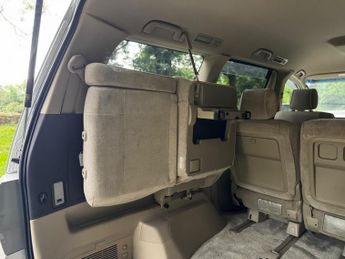 Toyota Alphard 2.4 HYBRID AUTO 8 SEATER