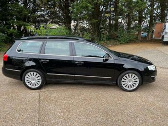 Volkswagen Passat 2.0 TDI BlueMotion Tech Highline Euro 5 (s/s) 5dr