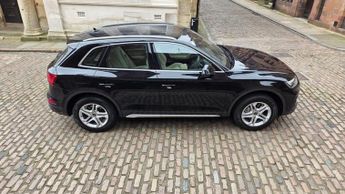 Audi Q5 TDI QUATTRO SPORT