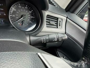 Nissan Pulsar 1.5 dCi N-Connecta Style Euro 6 (s/s) 5dr