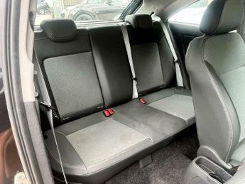 Vauxhall Corsa 1.4i 16v SE 3dr (a/c)