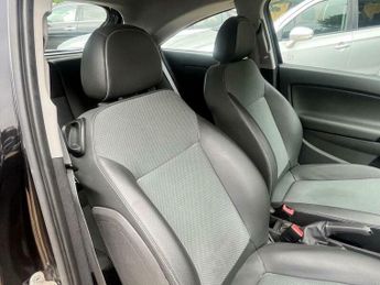 Vauxhall Corsa 1.4i 16v SE 3dr (a/c)