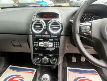 Vauxhall Corsa 1.4i 16v SE 3dr (a/c)