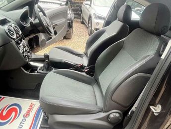 Vauxhall Corsa 1.4i 16v SE 3dr (a/c)