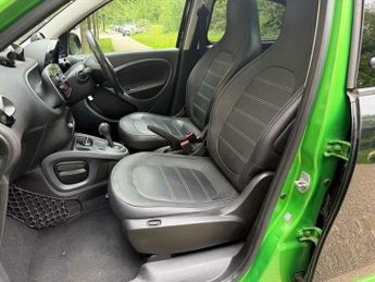 Smart ForFour 17.6kWh Prime (Premium) Auto 5dr