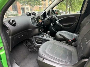 Smart ForFour 17.6kWh Prime (Premium) Auto 5dr
