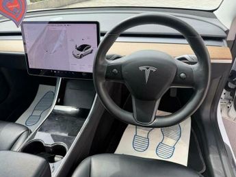 Tesla Model 3 Standard Range Plus Auto RWD 4dr