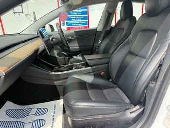 Tesla Model 3 Standard Range Plus Auto RWD 4dr