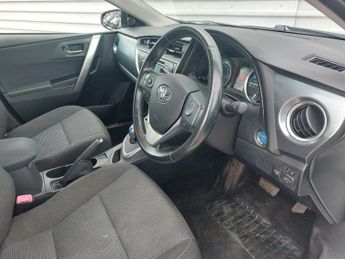 Toyota Auris VVT-I ICON