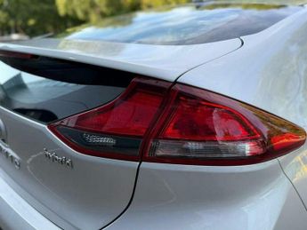 Hyundai Ioniq 1.6 h-GDi SE DCT Euro 6 (s/s) 5dr