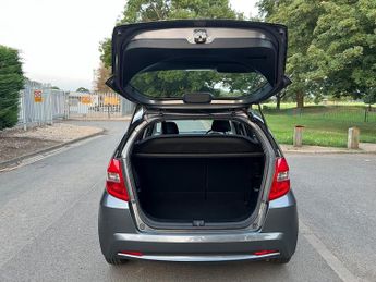 Honda Jazz I-VTEC ES