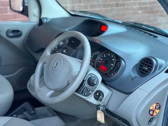 Renault Kangoo EXPRESSION 16V FULL SERVICE HISTORY 68,000 MILES
