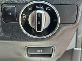 Mercedes-Benz C Class 2.1 GLA220d AMG Line (Premium) 7G-DCT 4MATIC Euro 6 (s/s) 5dr
