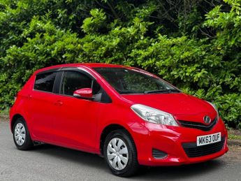 Toyota Yaris 1.0 VVT-i Excel Hatchback 5dr Petrol Multidrive S