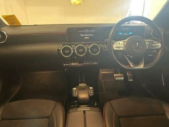 Mercedes-Benz A Class 1.3 A180 AMG Line (Executive) 7G-DCT Euro 6 (s/s) 5dr