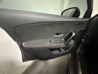 Mercedes-Benz A Class 1.3 A180 AMG Line (Executive) 7G-DCT Euro 6 (s/s) 5dr