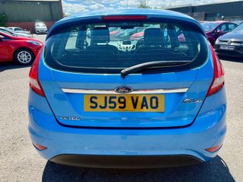 Ford Fiesta ZETEC AUTOMATIC+CLEAN MOT+2 KEYS