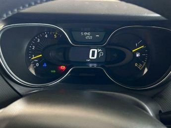 Renault Captur 1.5 dCi ENERGY Signature Nav Auto Euro 6 (s/s) 5dr