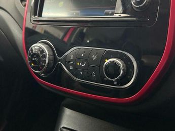 Renault Captur 1.5 dCi ENERGY Signature Nav Auto Euro 6 (s/s) 5dr
