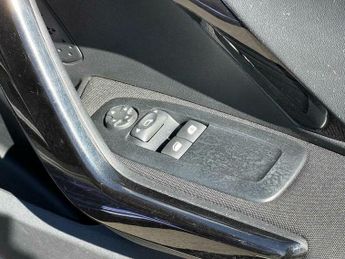 Peugeot 208 1.2 VTi PureTech Allure Euro 5 5dr