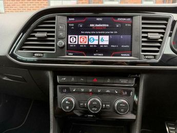SEAT Leon 2.0 TSI Cupra 300 DSG Euro 6 (s/s) 5dr