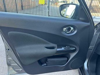 Nissan Juke 1.6 N-Connecta XTRON Euro 6 5dr