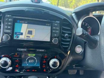 Nissan Juke 1.6 N-Connecta XTRON Euro 6 5dr